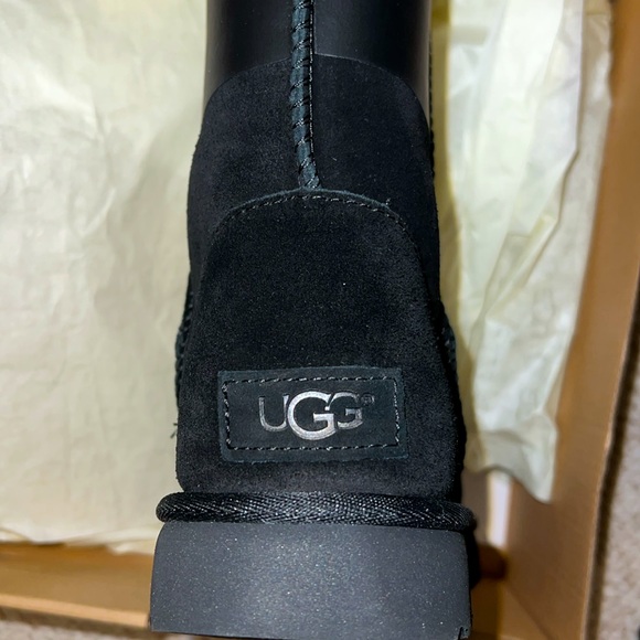 UGG classic short - Picture 9 of 10
